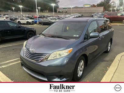 Used 2016 Toyota Sienna LE