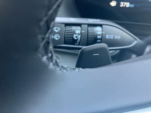 New 2026 Chevrolet Equinox LT w/ Convenience Package II FWD image 17