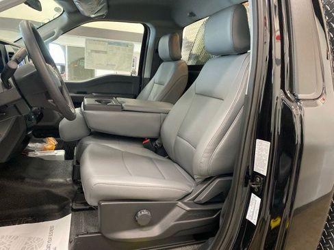 New 2025 Ford F550 4x4 Regular Cab Super Duty image 13