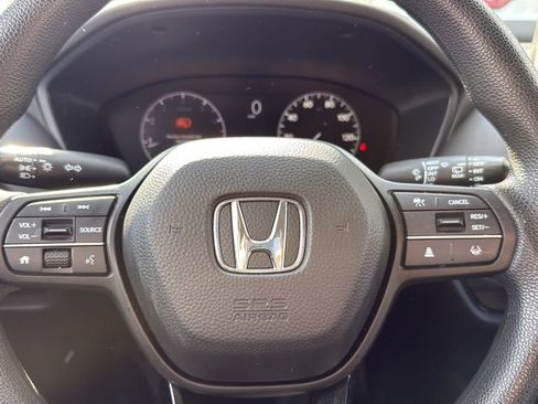 Used 2023 Honda HR-V LX image 17