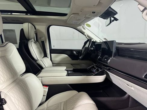 Certified 2023 Lincoln Navigator Black Label AWD/4WD image 14