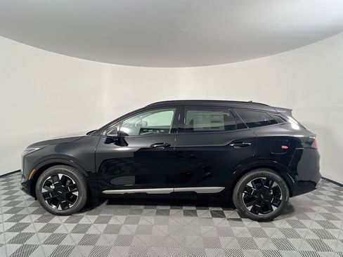 New 2026 Kia Sportage SX image 8