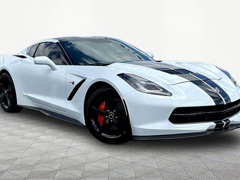Used 2015 Chevrolet Corvette Stingray Coupe w/ 3LT Preferred Equipment Group image 3