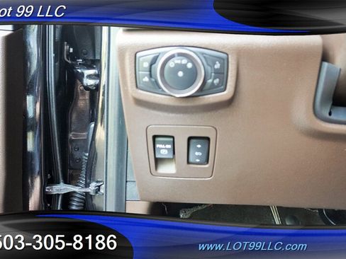 Used 2019 Ford F150 King Ranch w/ Equipment Group 601A Luxury AWD/4WD image 36