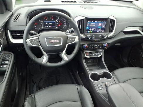 Used 2024 GMC Terrain SLT w/ Infotainment Package II AWD/4WD image 14