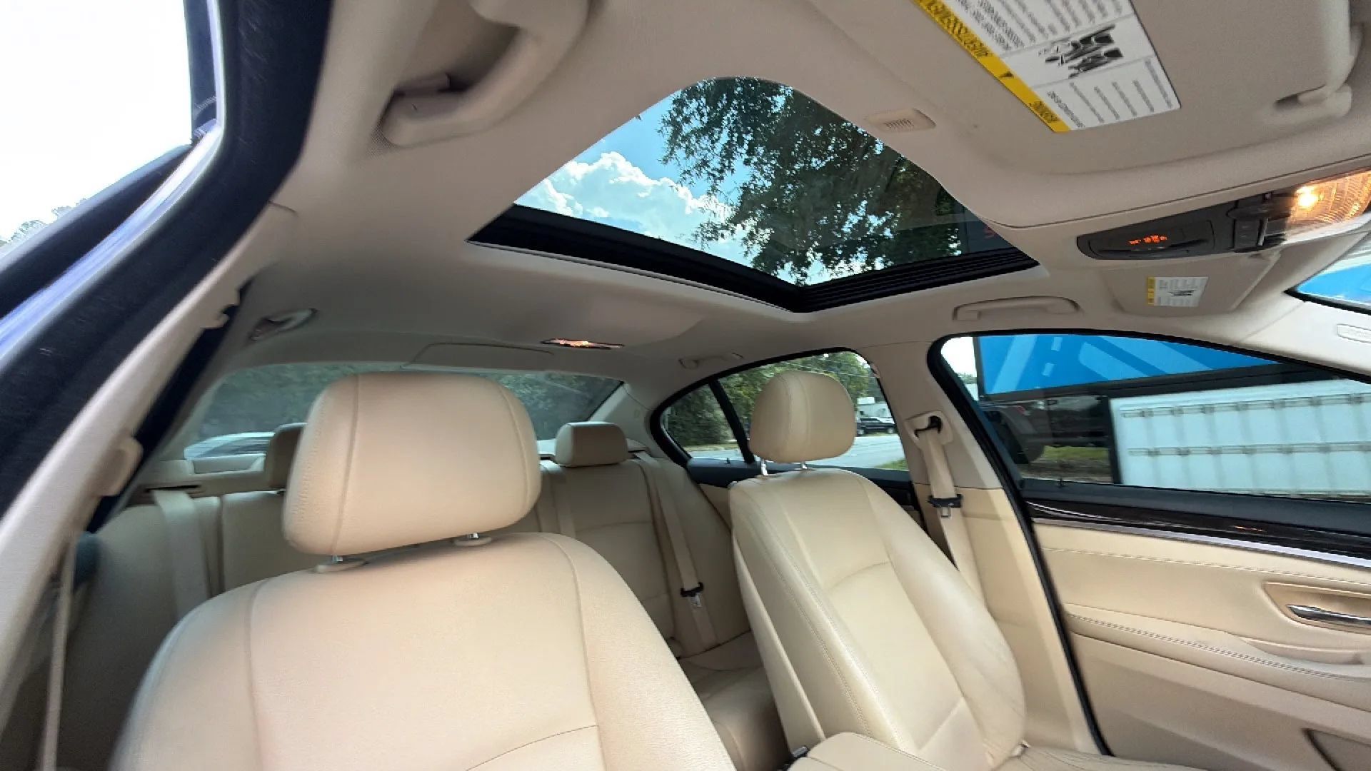 Used 2015 BMW 535i xDrive Sedan AWD/4WD image 26