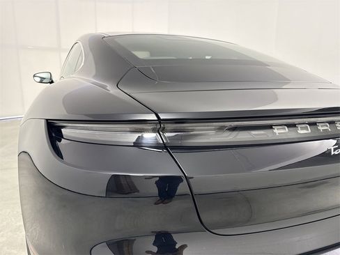 Certified 2021 Porsche Taycan 4S image 18