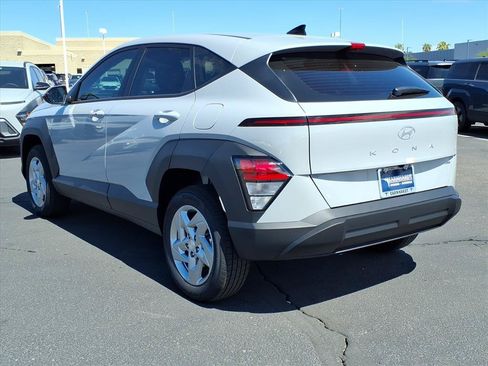 Used 2026 Hyundai Kona SE AWD/4WD image 3
