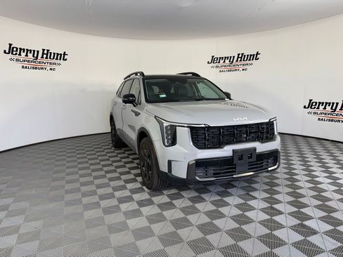 Used 2024 Kia Sorento SX image 8