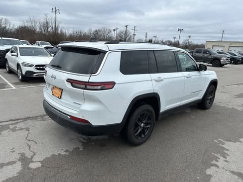 Used 2022 Jeep Grand Cherokee L Laredo w/ Luxury Tech Group I image 22