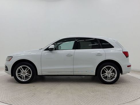 Used 2016 Audi Q5 2.0T Premium Plus w/ Technology Package AWD/4WD image 2
