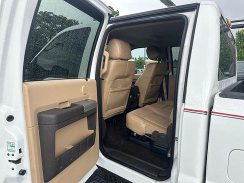 Used 2013 Ford F250 Lariat w/ Chrome Pkg AWD/4WD image 13