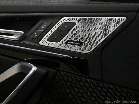 Used 2025 BMW X1 xDrive28i w/ Premium Package image 26