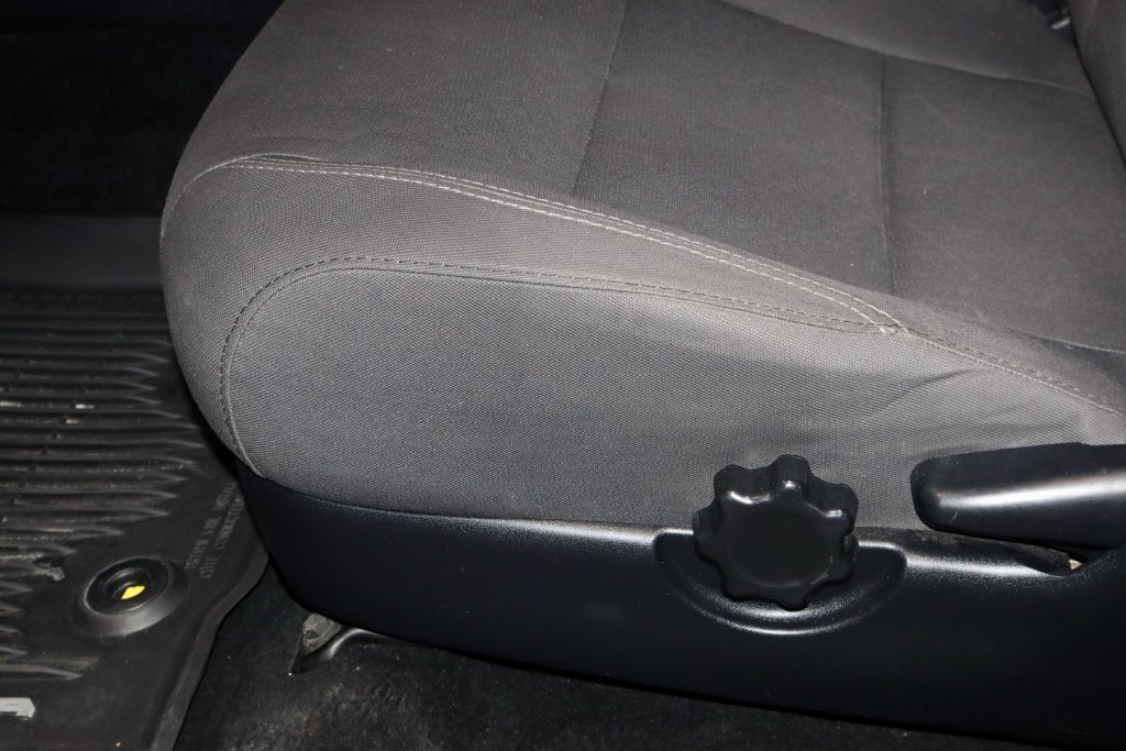 Used 2018 Toyota Tacoma TRD Off-Road AWD/4WD image 22