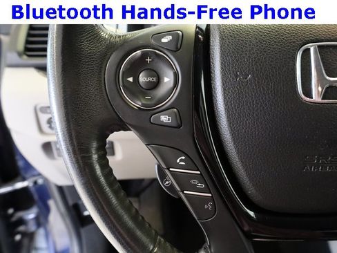 Used 2017 Honda Ridgeline RTL-E image 23