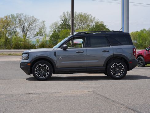 Used 2025 Ford Bronco Sport Outer Banks w/ Outer Banks Tech Package+ AWD/4WD image 7