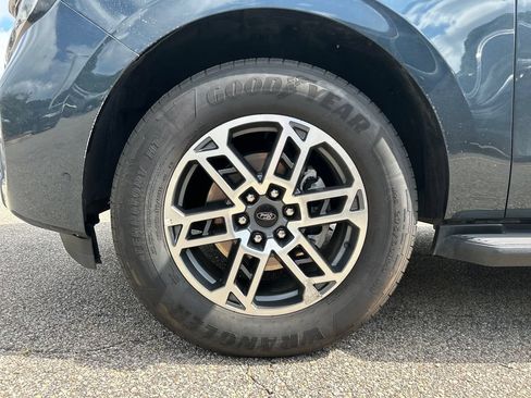 Used 2025 Ford Expedition Max Active RWD image 7