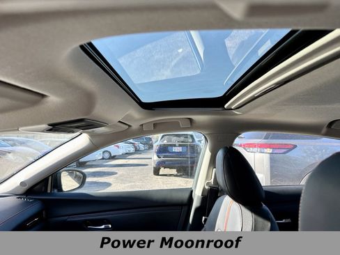 New 2025 Nissan Sentra SR w/ SR Premium Package image 11