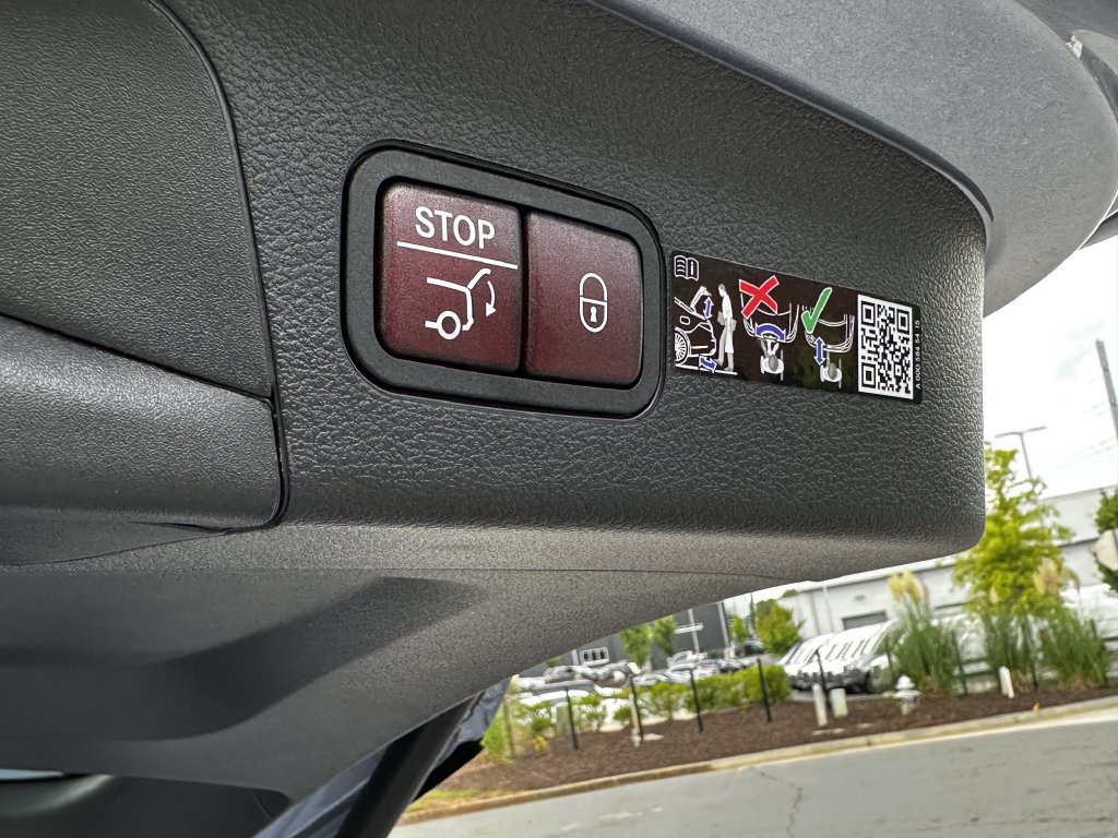 New 2026 Mercedes-Benz GLS 450 4MATIC image 23
