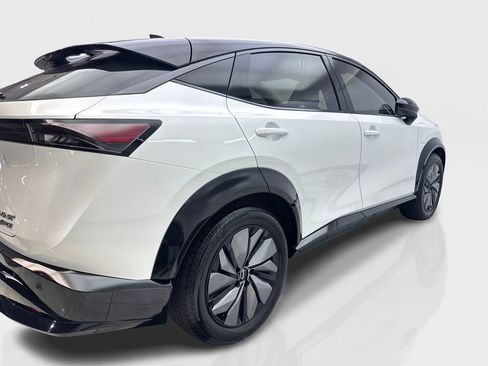 Used 2024 Nissan Ariya AWD image 13