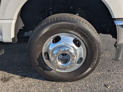 Used 2025 Ford F350 XL image 11