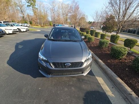 Used 2023 Subaru Impreza 2.0i Sport image 6