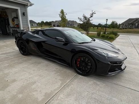 Used 2025 Chevrolet Corvette Z06 w/ Battery Protection Package RWD image 4