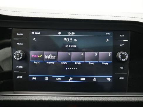 Used 2021 Volkswagen Jetta SEL Premium FWD image 18
