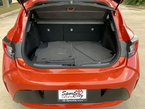 Used 2025 Toyota Corolla SE FWD image 17