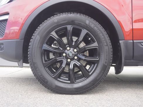 Used 2019 Land Rover Range Rover Evoque SE image 33