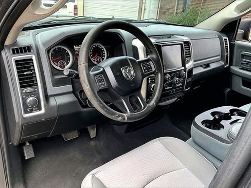 Used 2017 RAM 1500 Classic SLT image 13