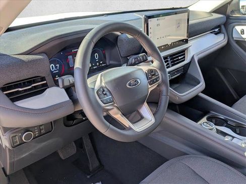 New 2026 Ford Explorer Active RWD image 2