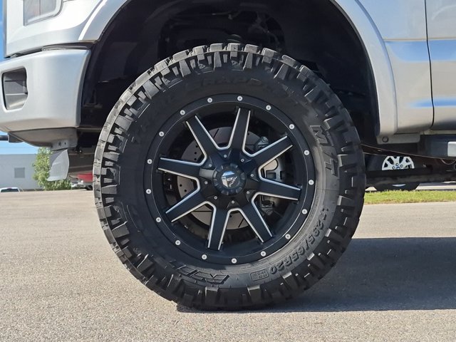 Used 2016 Ford F150 Lariat w/ Equipment Group 502A Luxury AWD/4WD image 22