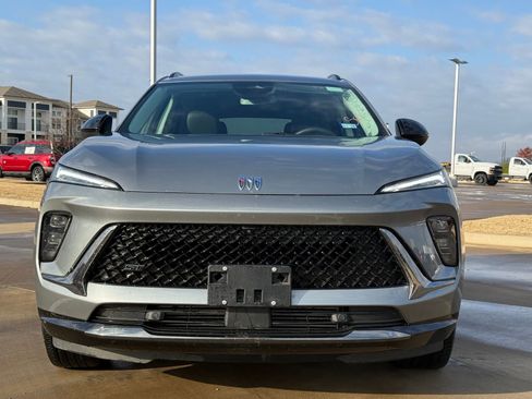 Certified 2025 Buick Envision Sport Touring image 2