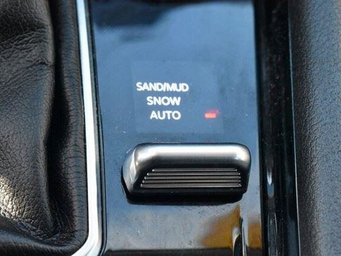 Used 2022 Jeep Compass Limited AWD/4WD image 34