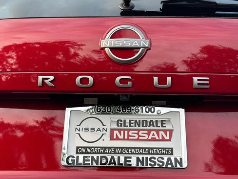 New 2026 Nissan Rogue SV AWD/4WD image 12