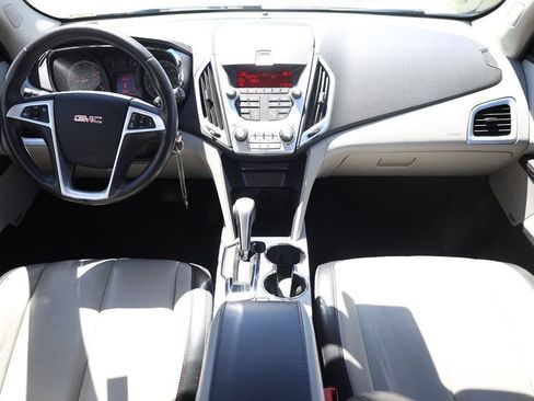 Used 2010 GMC Terrain SLT FWD image 19