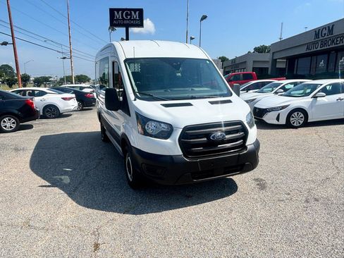 Used 2020 Ford Transit 250 Medium Roof w/ Load Area Protection Package RWD image 3