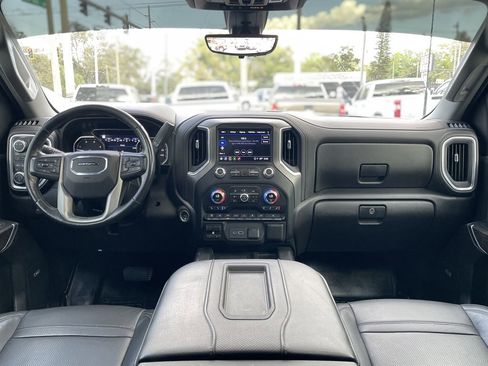 Used 2022 GMC Sierra 3500 Denali w/ Denali Ultimate Package image 5