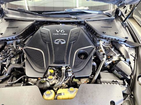 Used 2019 INFINITI Q60 3.0t Luxe w/ Essential Package image 37