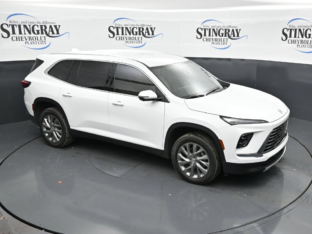 Used 2026 Buick Enclave Preferred FWD image 18