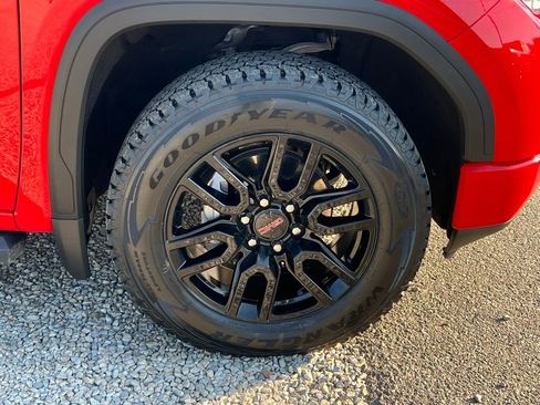 Used 2022 GMC Sierra 1500 Elevation image 9