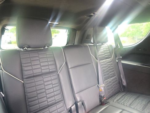 Used 2024 Cadillac Escalade ESV Sport Platinum AWD/4WD image 14