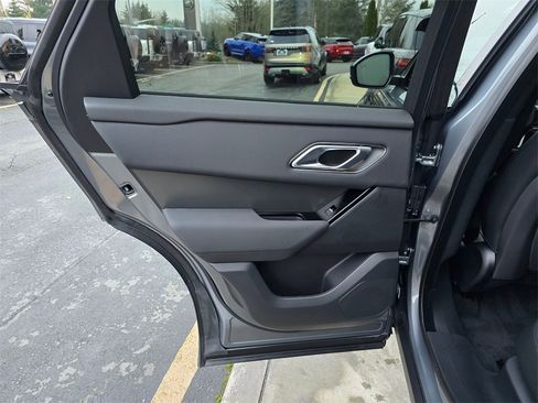 New 2025 Land Rover Range Rover Velar Dynamic SE image 25