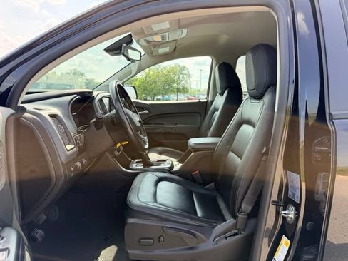 Certified 2022 Chevrolet Colorado Z71 w/ Safety Package AWD/4WD image 7
