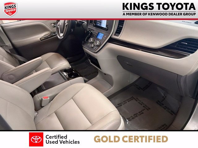 Certified 2020 Toyota Sienna XLE w/ XLE Navigation Package FWD image 12