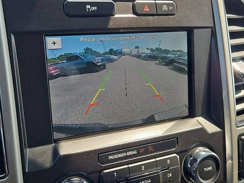 Used 2019 Ford F150 Lariat AWD/4WD image 17