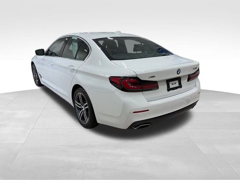 Used 2023 BMW 530i xDrive w/ Convenience Package image 15