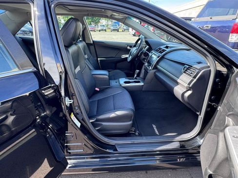 Used 2012 Toyota Camry SE FWD image 34
