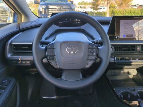 Used 2025 Toyota Prius Limited image 14
